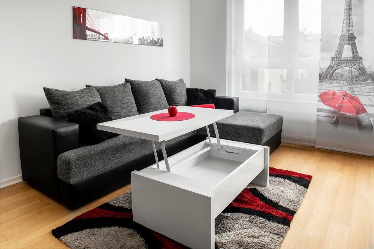 Flexible Selfcheckins 7 - Zagreb - Garage - Electric Vehicle Ccharger - Loggia - New - Luxury - Apartments Repinc 7 Dış mekan fotoğraf